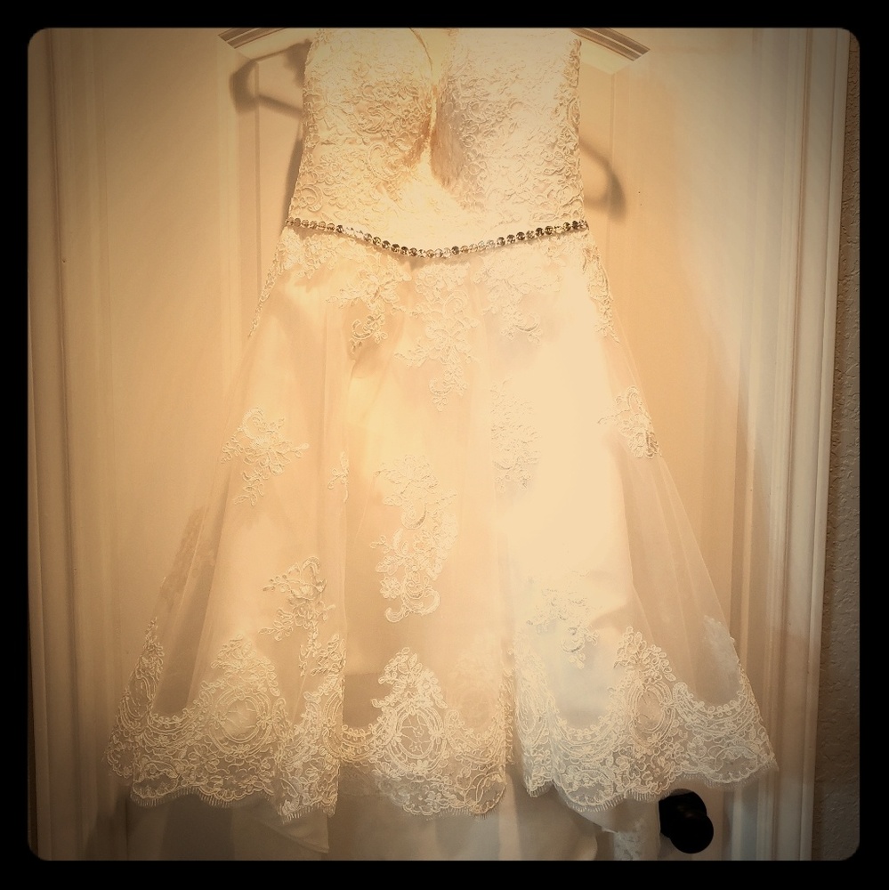 White Lace high-low dress